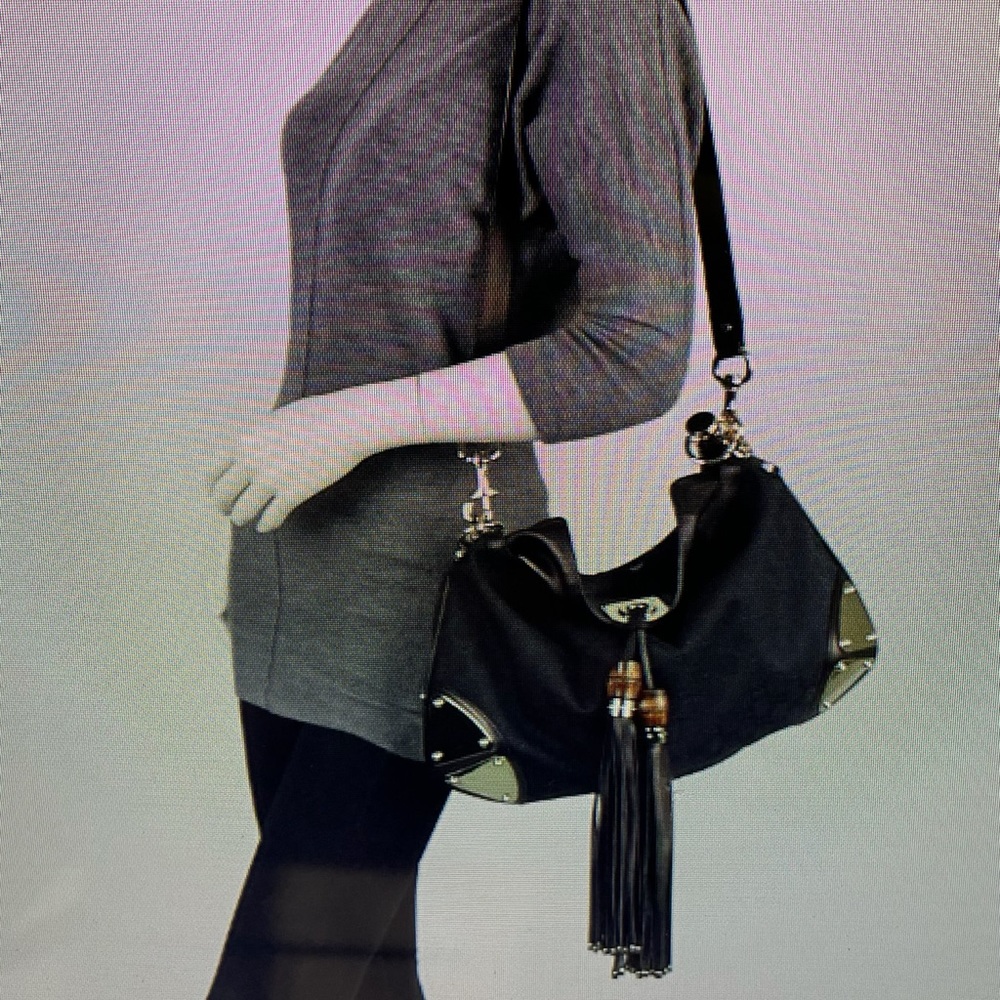 Gucci 100% Authentic Black Python Indy Hobo Purse